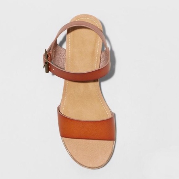 Brown Double Strap Mid-Block Heeled Pumps, NWT - Picture 3 of 3